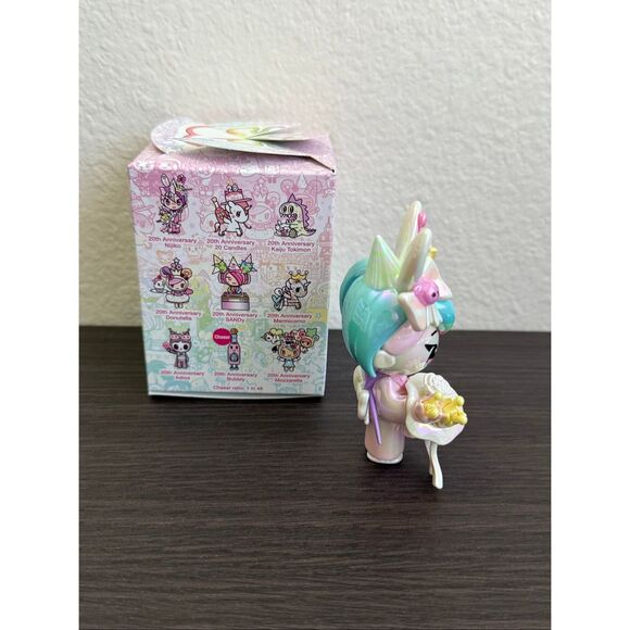 Tokidoki 20th Anniversary Blind Box Figure - Nijiko - Picture 4 of 4